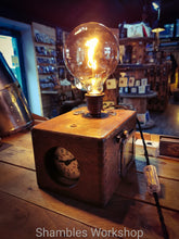 Load image into Gallery viewer, Vintage Racing Pigeon Timer Lamp